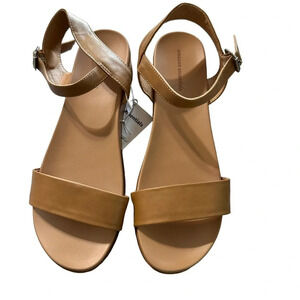 Amazon Essentials  Women's Two Band Flatform Sandal, cognac, size 9, nwt